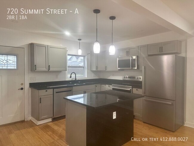 Newly renovated Duplex Carnegie! - Newly renovated Duplex Carnegie! House