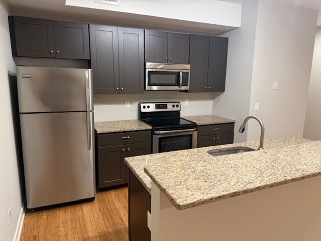 Photo - 2030 E Dauphin St Unidad 2030 E Dauphin Street #3