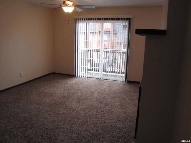 Photo - 2509 E 50th St Unit 4