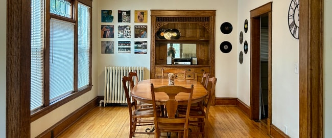 Photo - 2704 Aldrich Ave S Unidad 1 (2704)