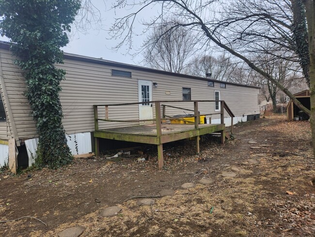 Building Photo - 173 Rudolph Ct