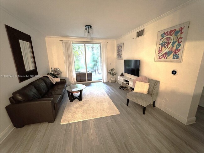 Photo - 17125 N Bay Rd Unit 3105