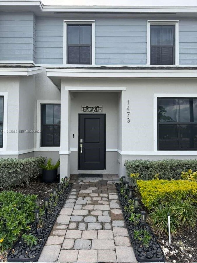 Photo - 1473 NE 5th Ave