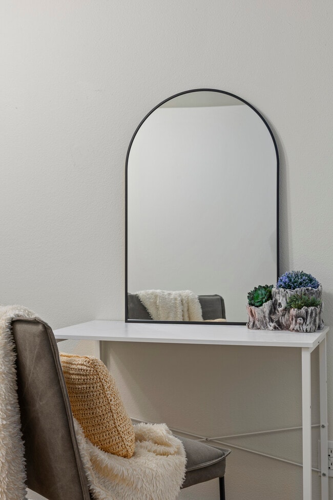 Photo - 9301 Linden Ave N