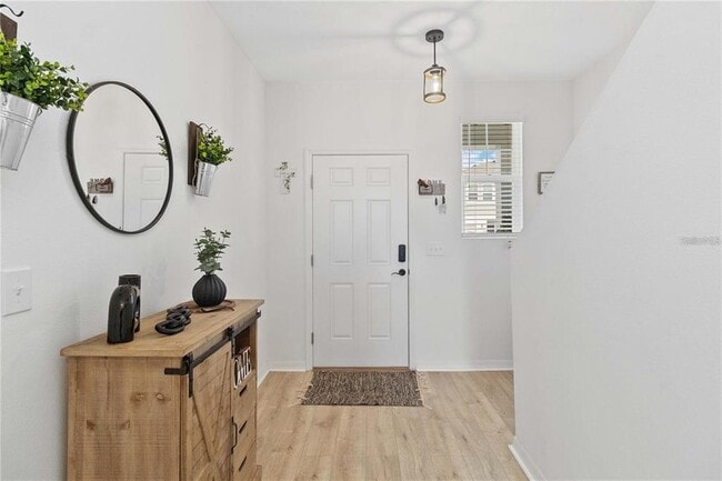 592 Madison Dr