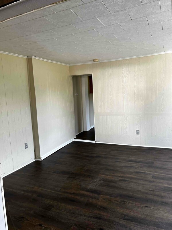 Photo - 385 Carver St