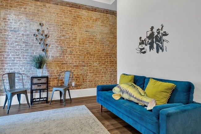 331 Decatur St