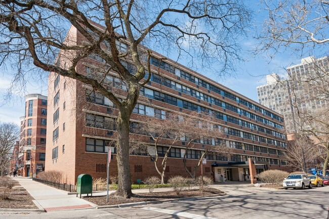 Photo - 2300 N Commonwealth Ave Condo Unit 4K