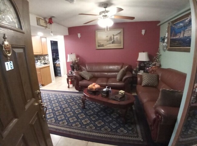 7068 N Sheridan Rd Unit 1G