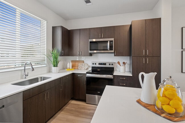 Building Photo - Ascend at Gateway Rental
