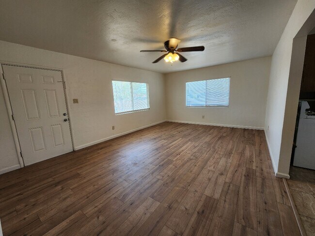 Photo - 216 N Casa Grande Ave