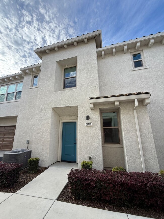 Beautiful 3 bed/ 2.5 bath in Natomas! - Beautiful 3 bed/ 2.5 bath in Natomas! House
