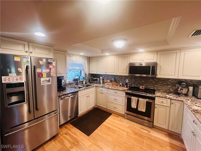 Photo - 332 Charlemagne Blvd Unidad H103