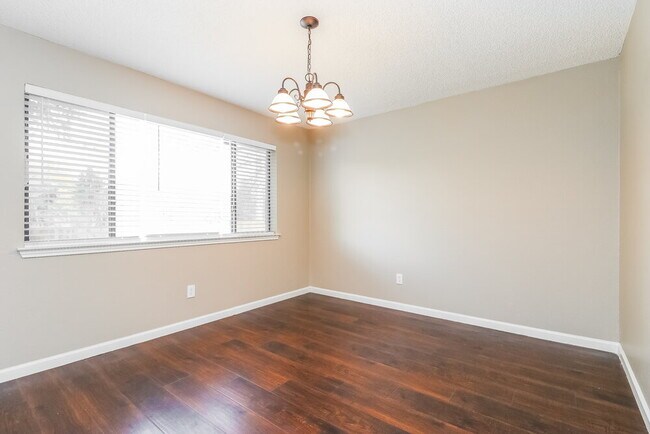 Photo - 4213 Claremont Dr