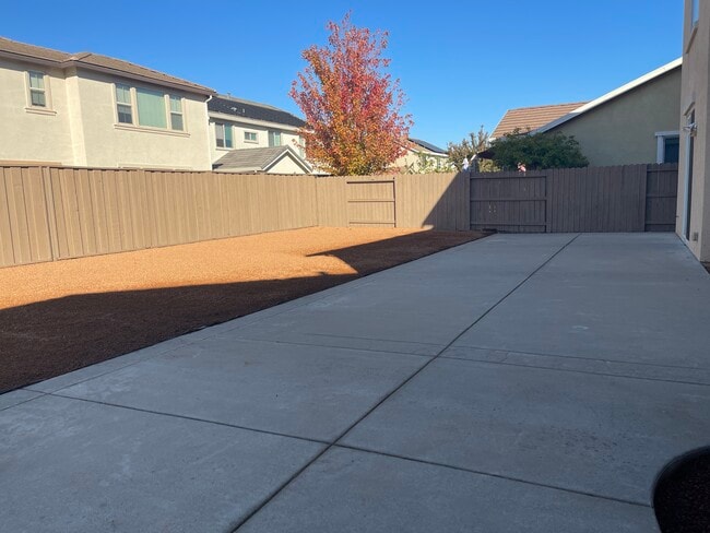 Photo - 9748 Collie Way