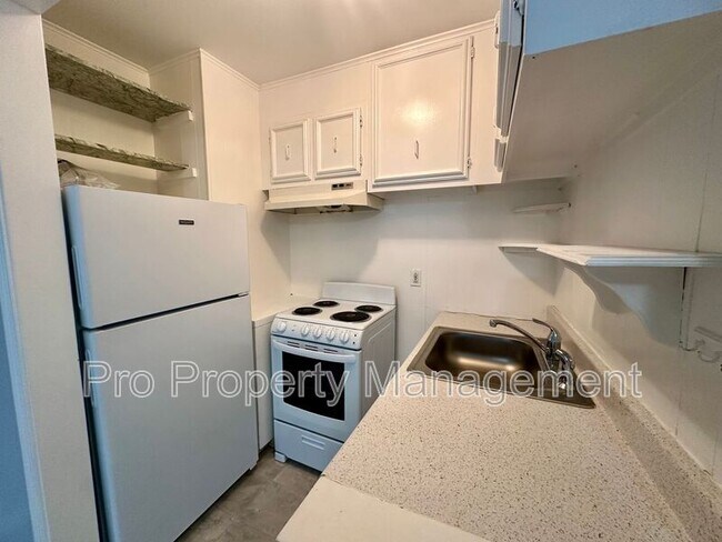 Photo - 273 Baldwin Hill Rd Unit 2B