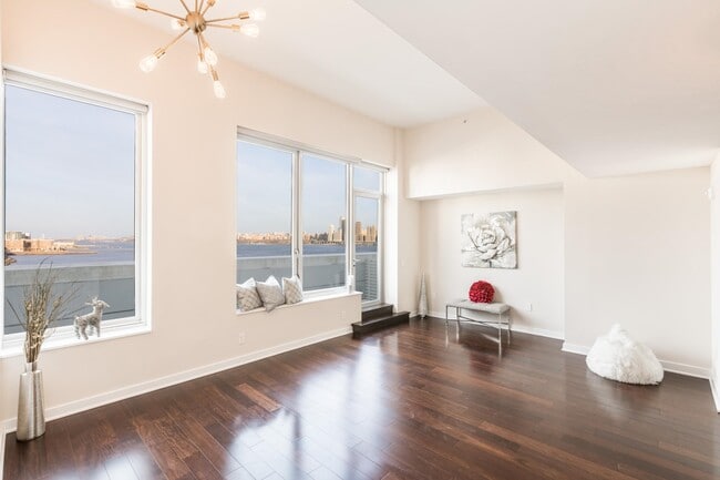Building Photo - 1000 Ave at Port Imperial Unit PH702 Rental
