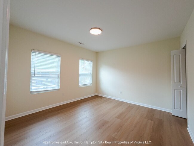 Photo - 422 Homestead Ave Unit B