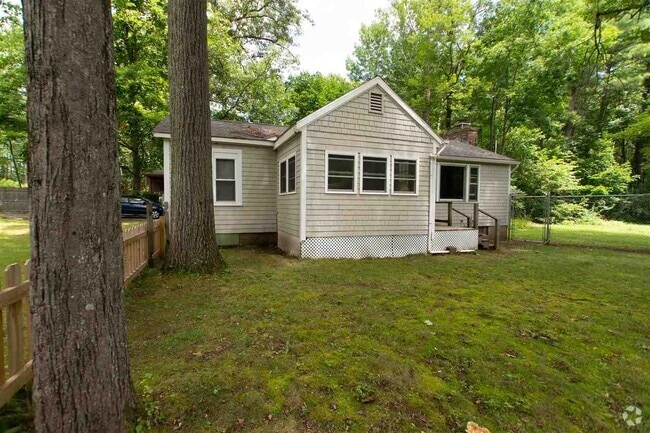 Building Photo - 108 Linden St Rental
