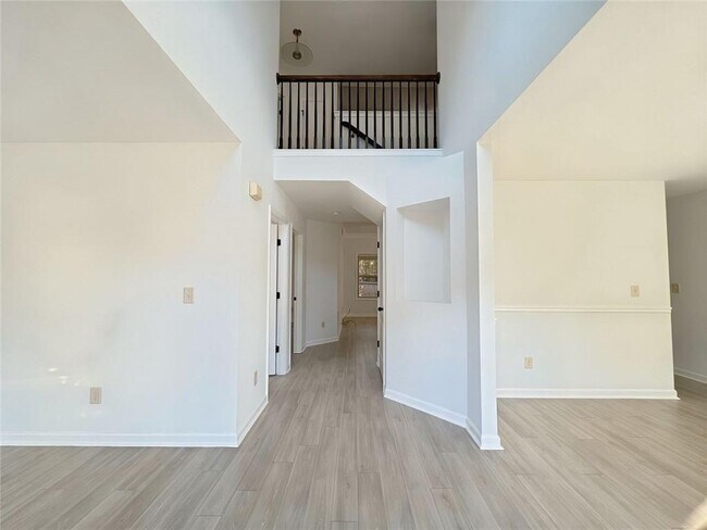 Photo - 2416 Peach Shoals Cir