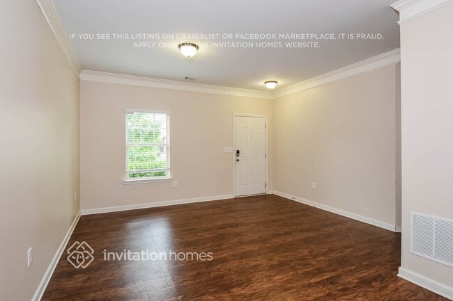 Photo - 738 Rockingham Dr