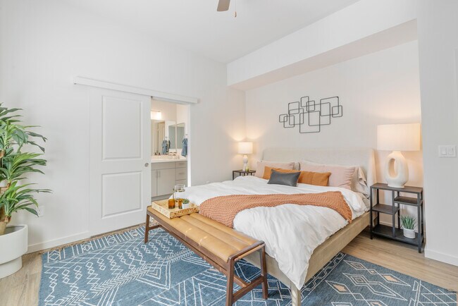 Photo - Brioso at the Bridges