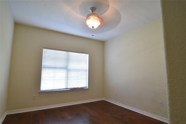 Photo - 6810 Deatonhill Dr Unidad 4102