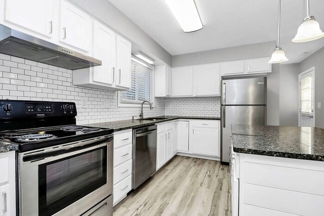 Photo - Charmingly Updated 3BD/2BA Ranch Home in Birnam Woods!