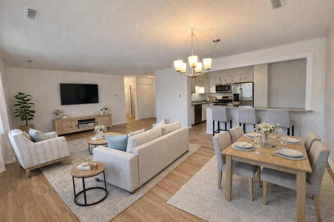 Building Photo - 1004 Paradise Rd Unit 1-H