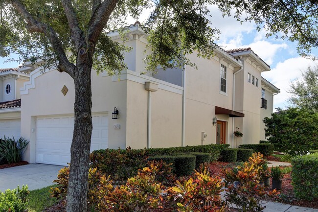 3 Bed 2.5 Bath Townhome in Gorgeous Gated ... - 3 Bed 2.5 Bath Townhome in Gorgeous Gated ...