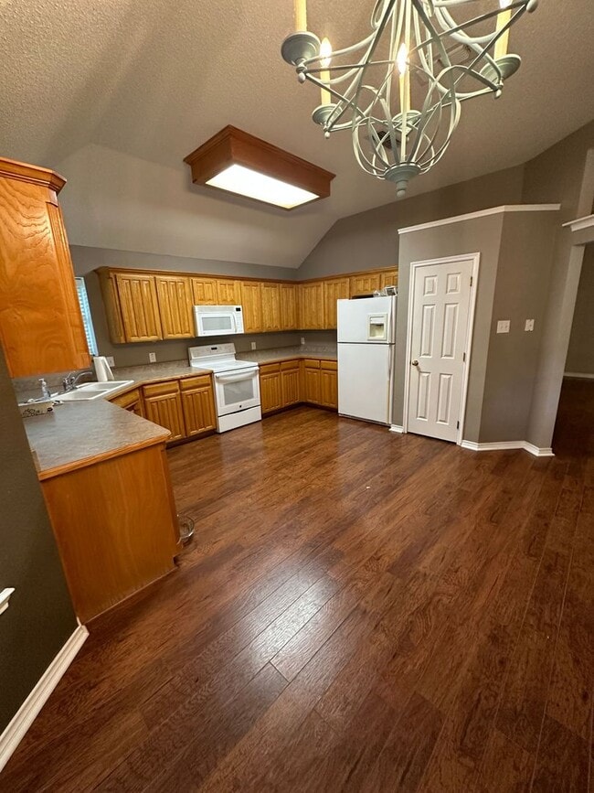 Photo - 6400 Harmonson Rd