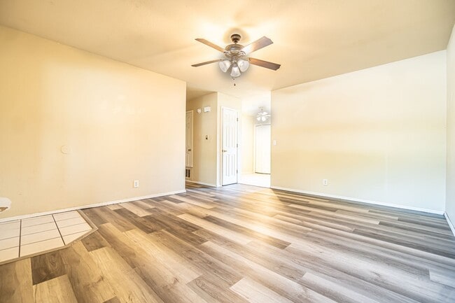 Photo - 1506 W Janda Dr