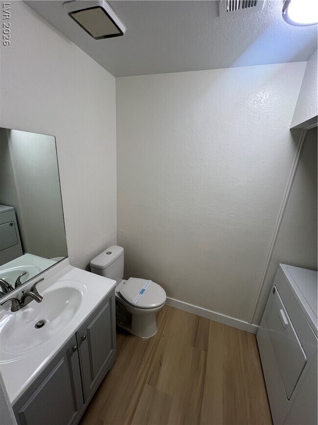 Photo - 3939 S Torrey Pines Dr