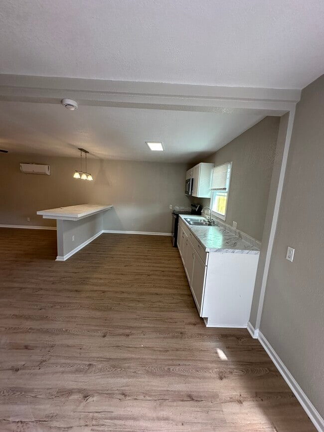 643 Plantation Way