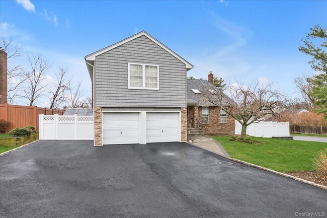 Photo - 8 Branding Iron Ln