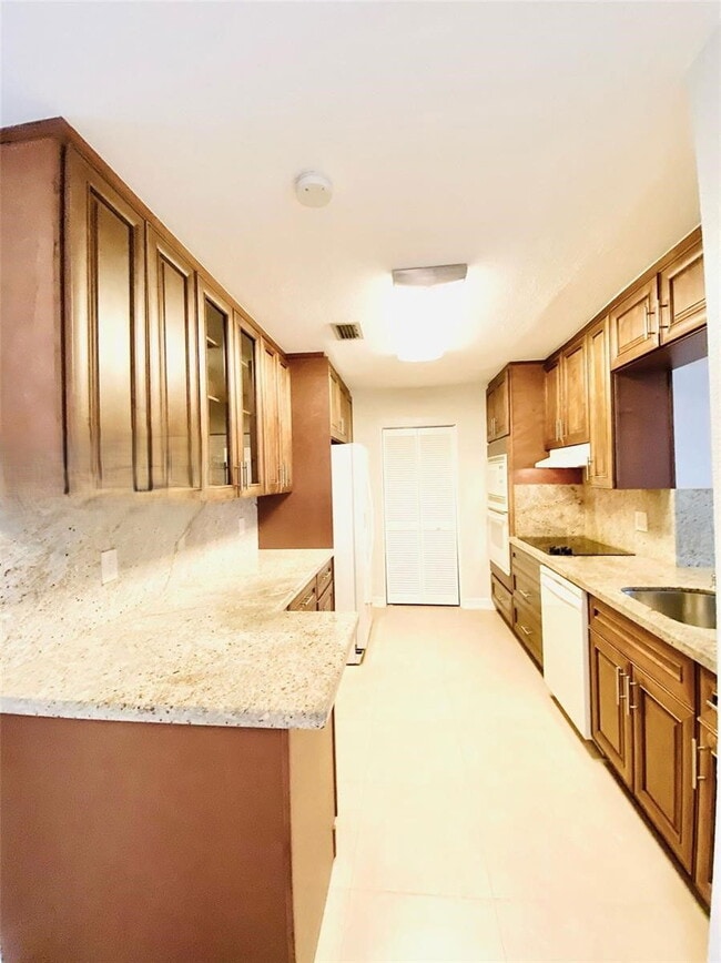 Photo - 5595 W 13th Ave