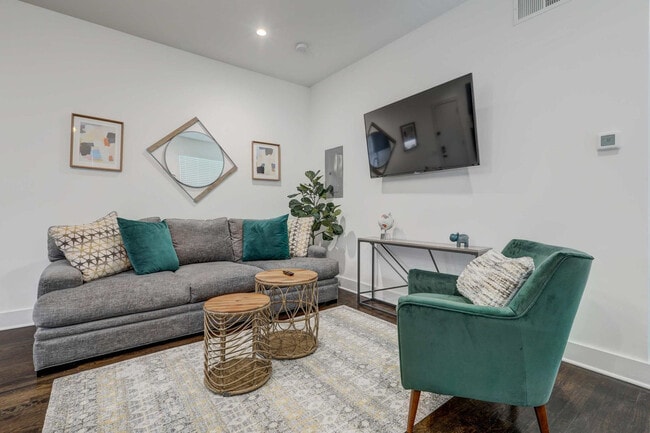 Building Photo - 940 Piedmont Ave NE Unit ID1356282P