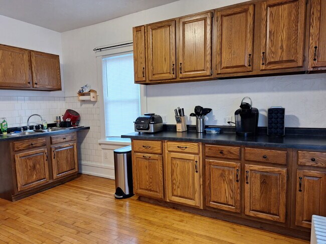 Photo - 1507 N 10th St Unit 1507 n 10th st lower