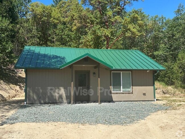 Building Photo - 4780 Williams Hwy Rental