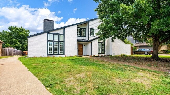 Photo - 2616 Ellis Ct