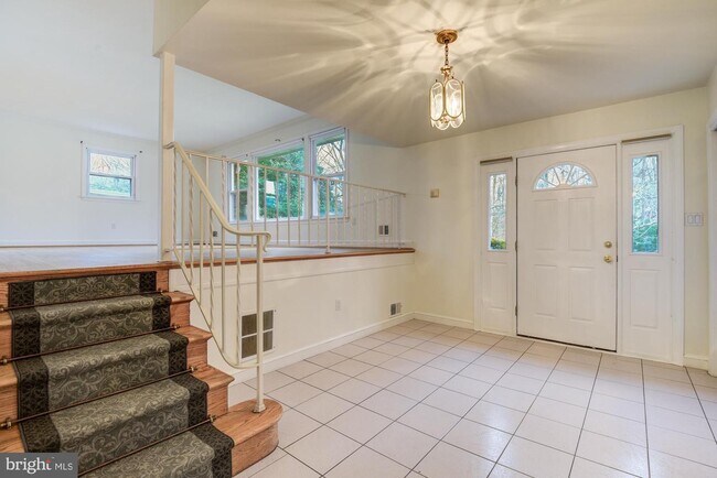 Photo - 8110 Whittier Blvd