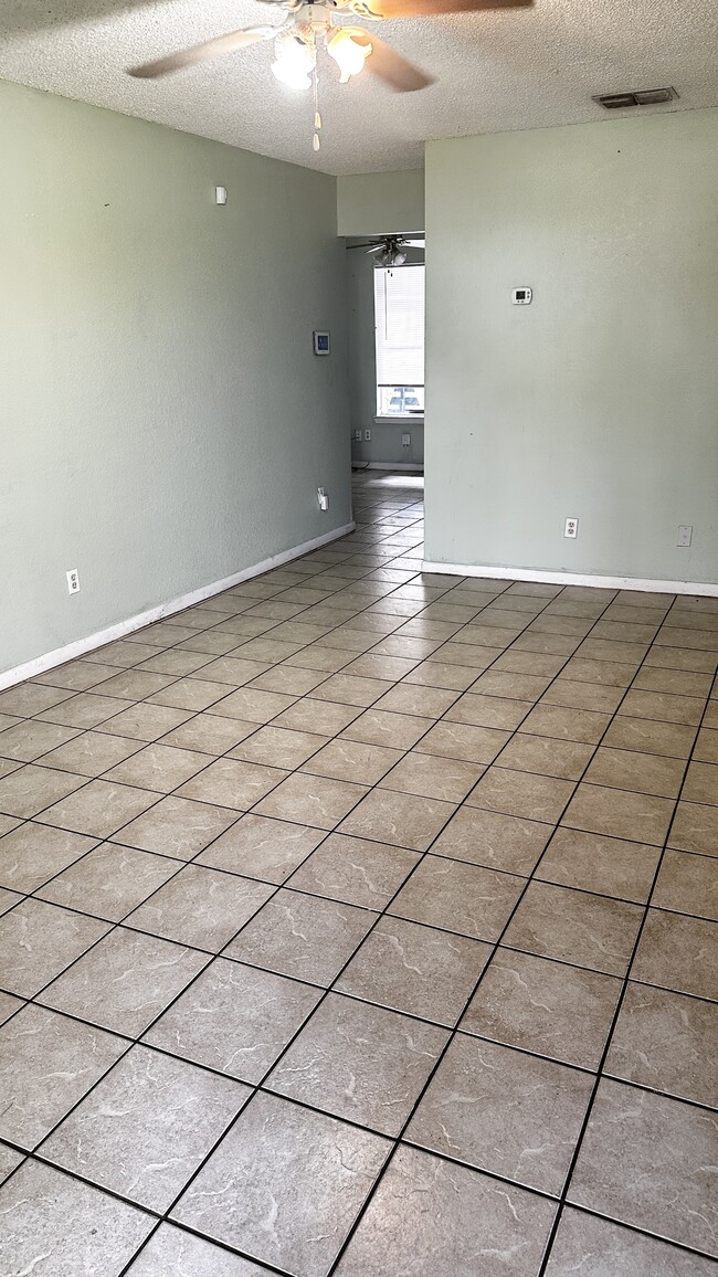 Photo - 3605 Crestbrook Ct