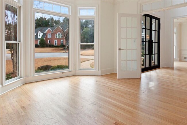 Photo - 3239 Mill Chase Cir SE