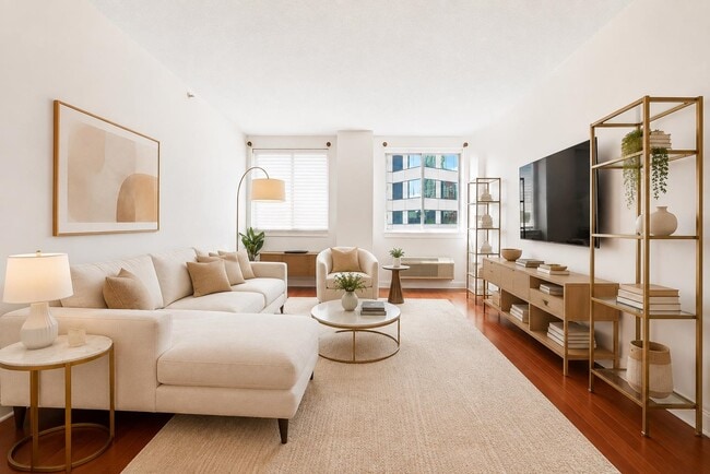 Building Photo - 311 Washington St Unit 9C