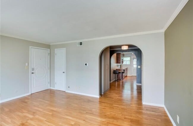 Photo - 4616 Holly St Unit West End Condo - 6