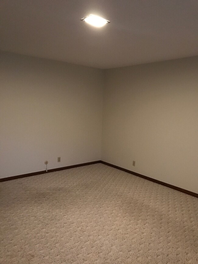 Photo - 951 E. Wabash St