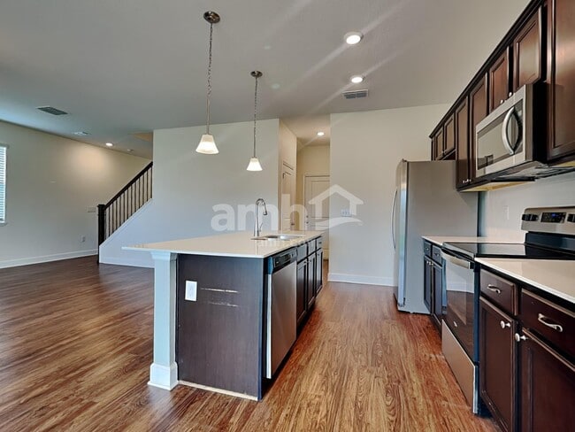 1017 Walden Pond Dr