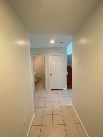 9850 NW 24th Ct