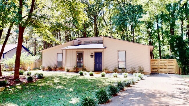 Photo - 5012 Glenview Ct