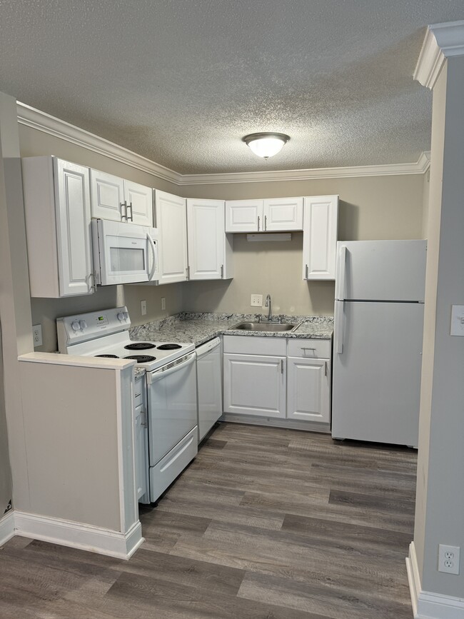 Photo - 7984 Shady Oak Trl Unit #185